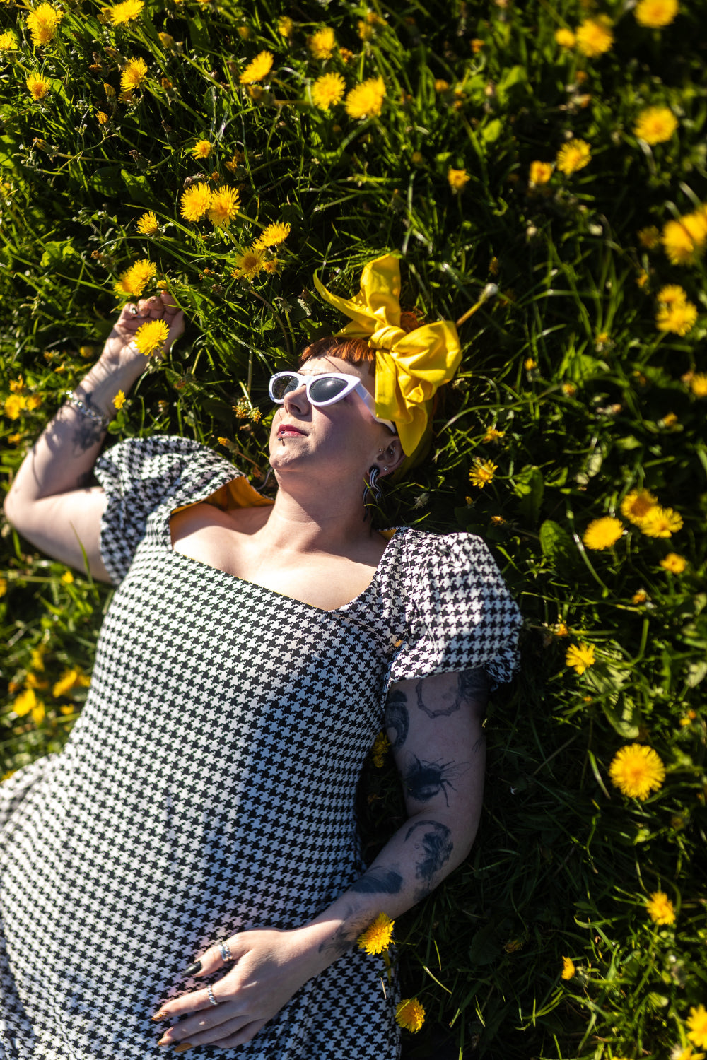 Lindsey lay in a field of flowers