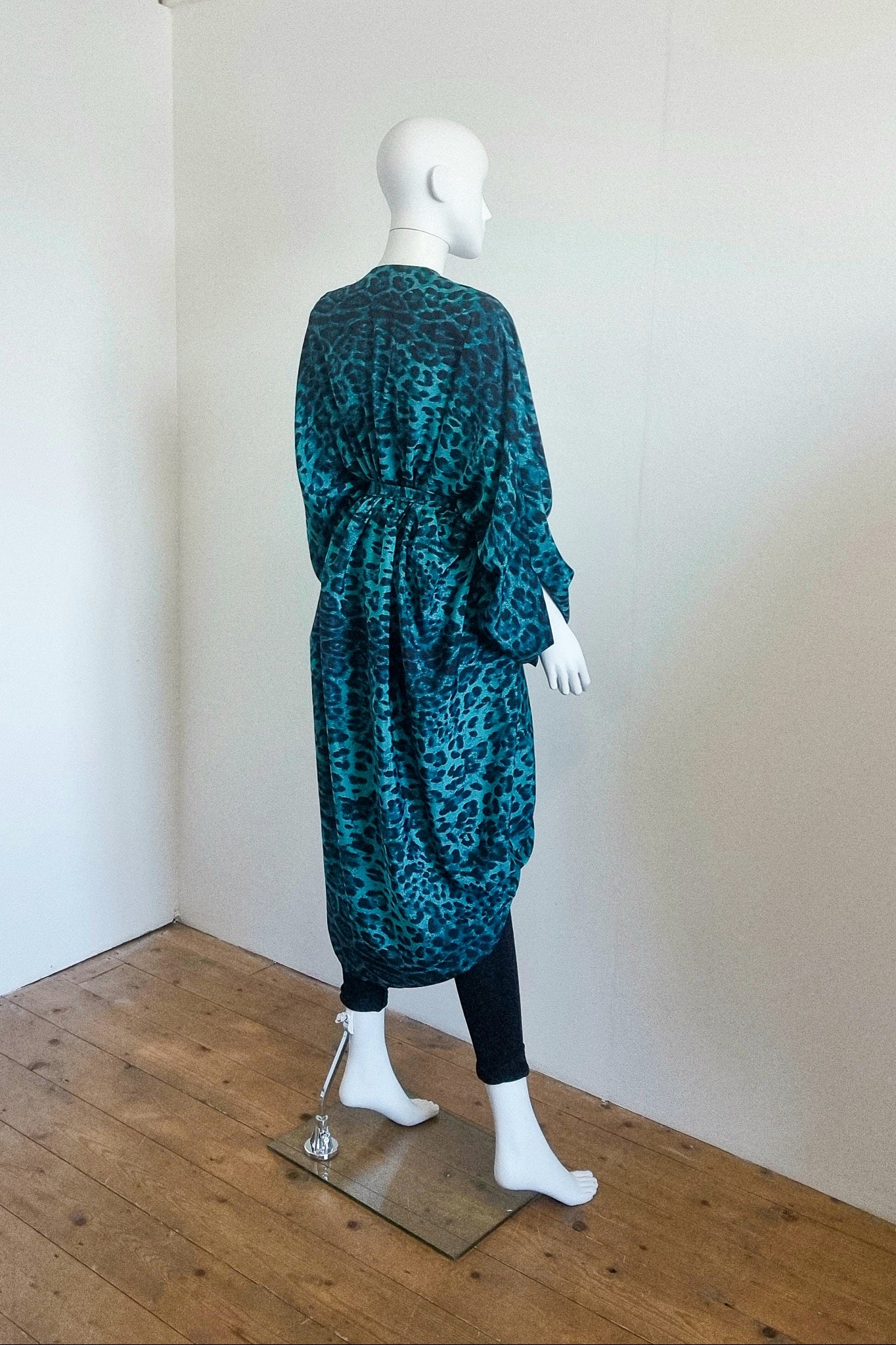 Zubi Kimono - Teal Leopard Print