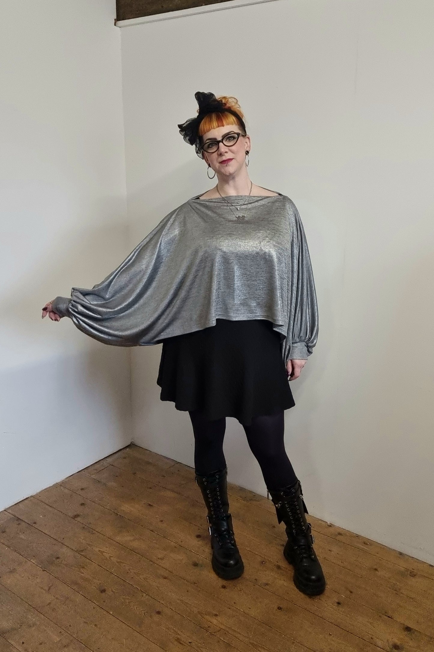 Imogen Drape Crop - Grey/Silver