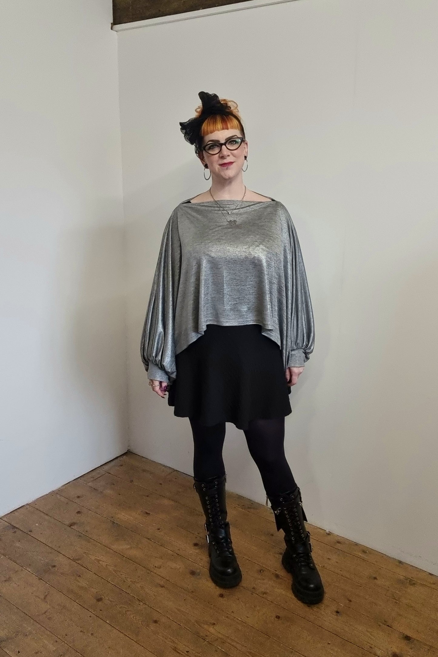 Imogen Drape Crop - Grey/Silver