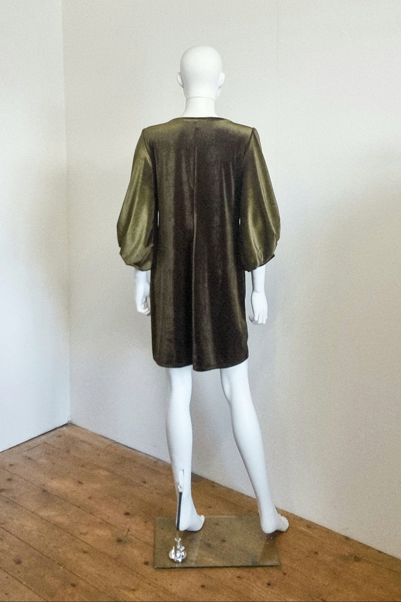 Tabi Dress - Olive Velvet