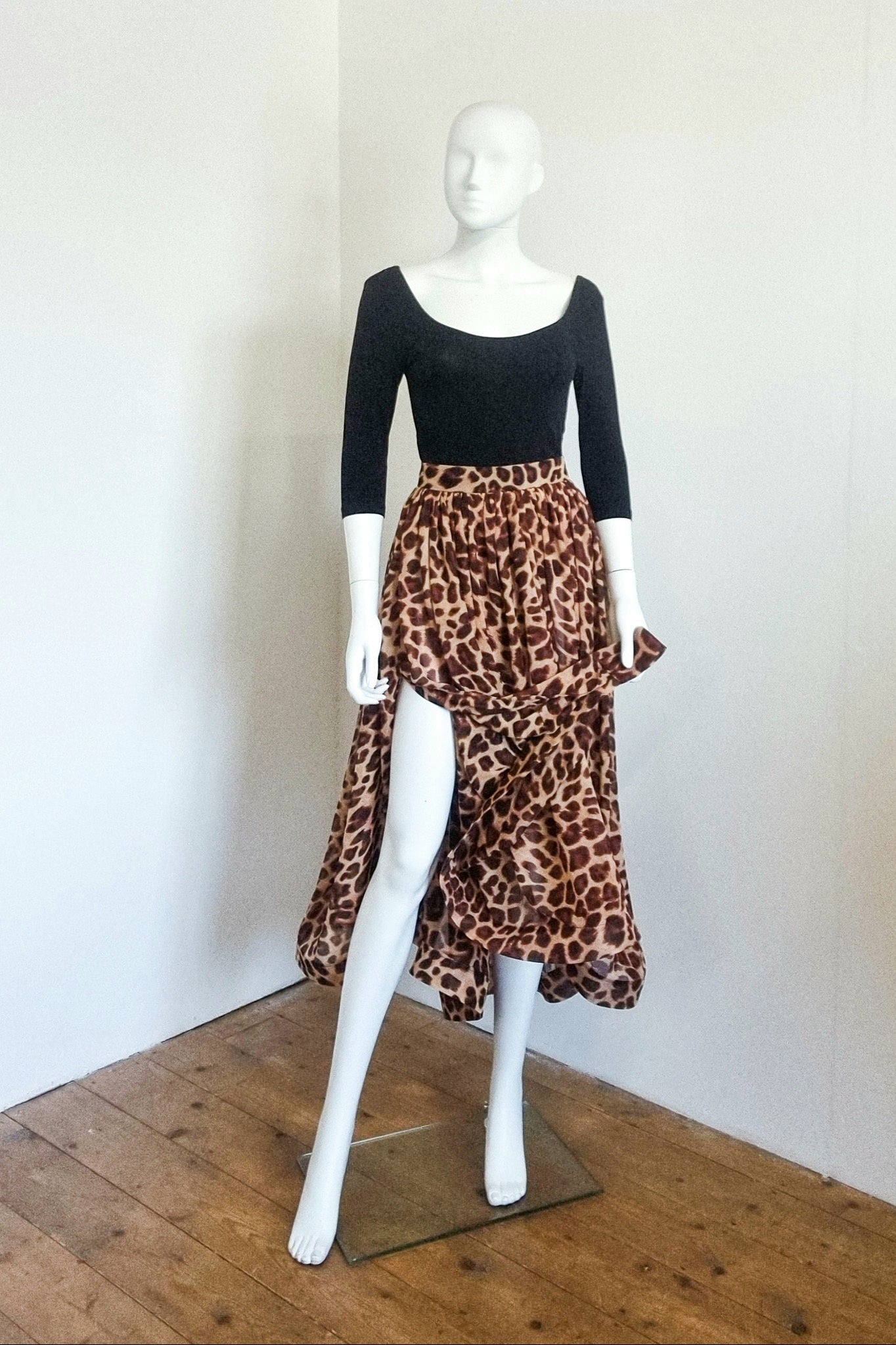 Fifi Skirt - Lightweight Silky Leopard