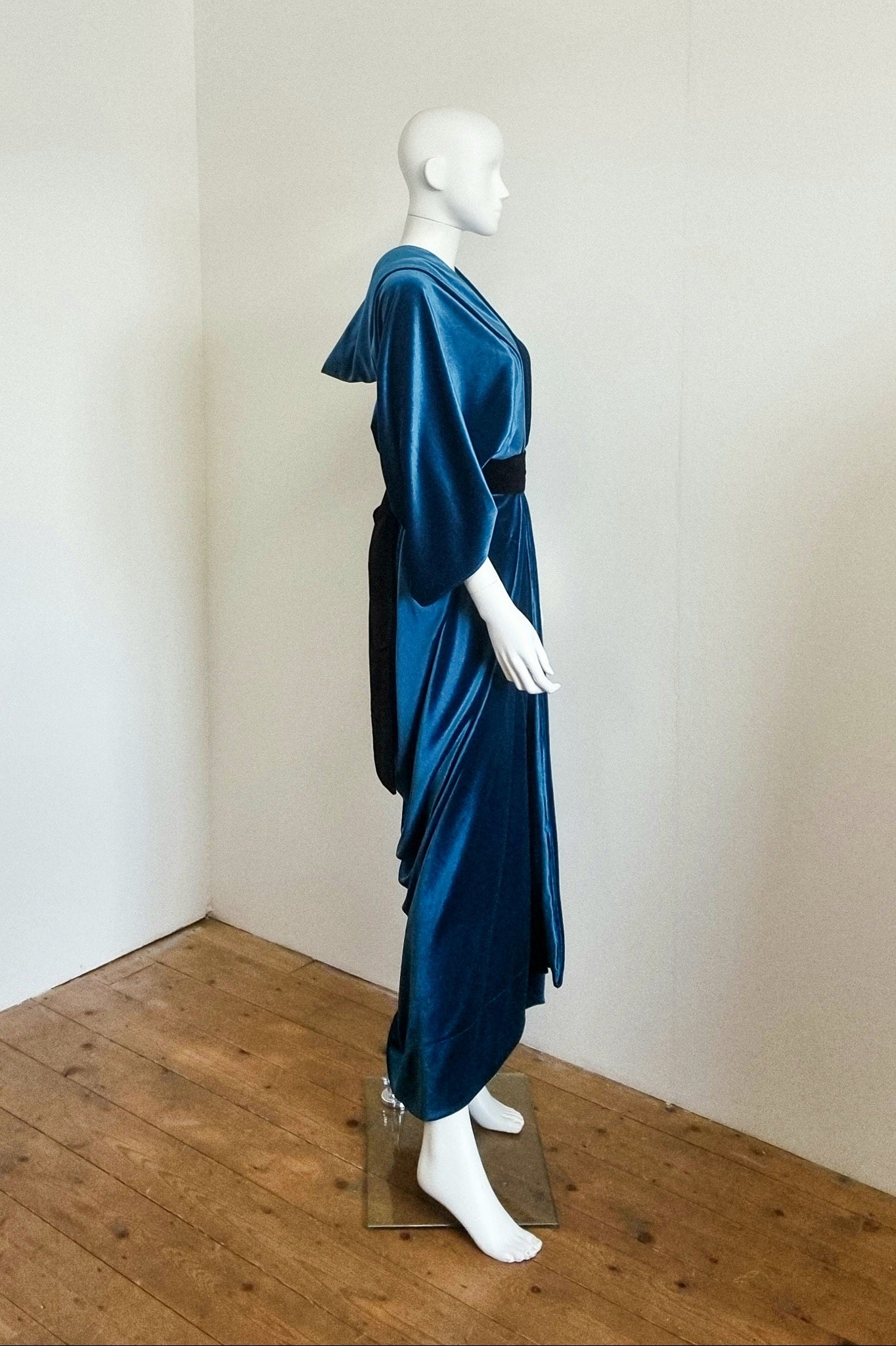 Ophelia - Teal Velvet