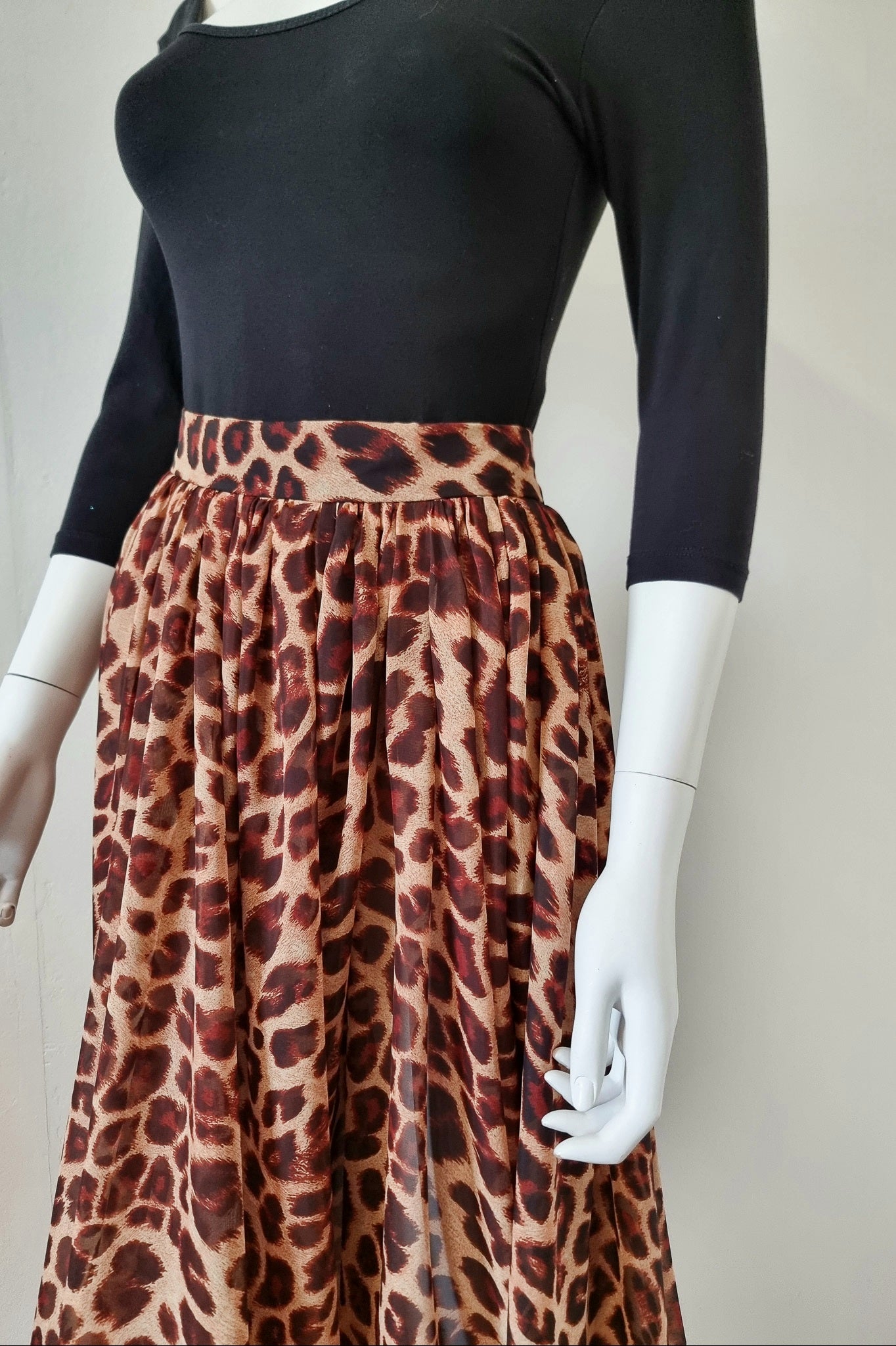 Fifi Skirt - Lightweight Silky Leopard