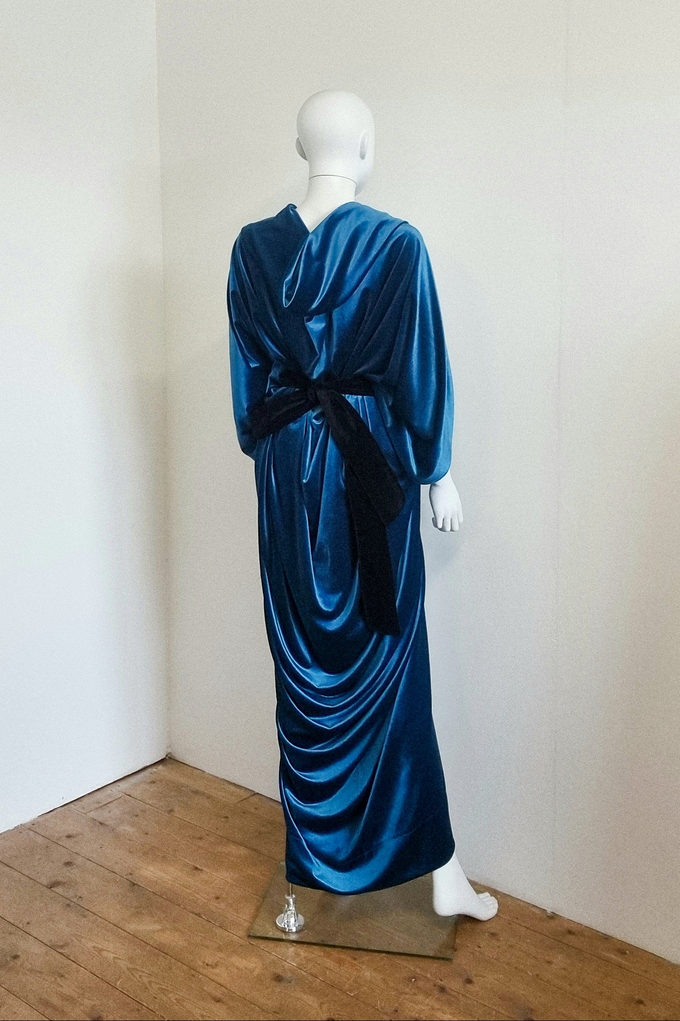 Ophelia - Teal Velvet