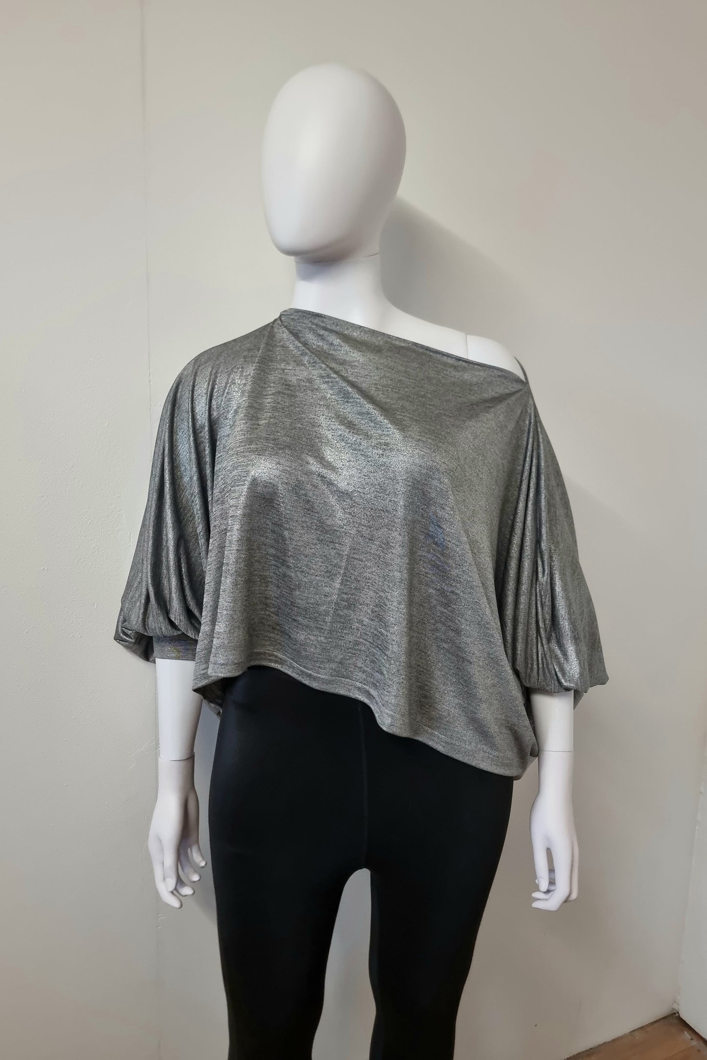 Imogen Drape Crop - Grey/Silver