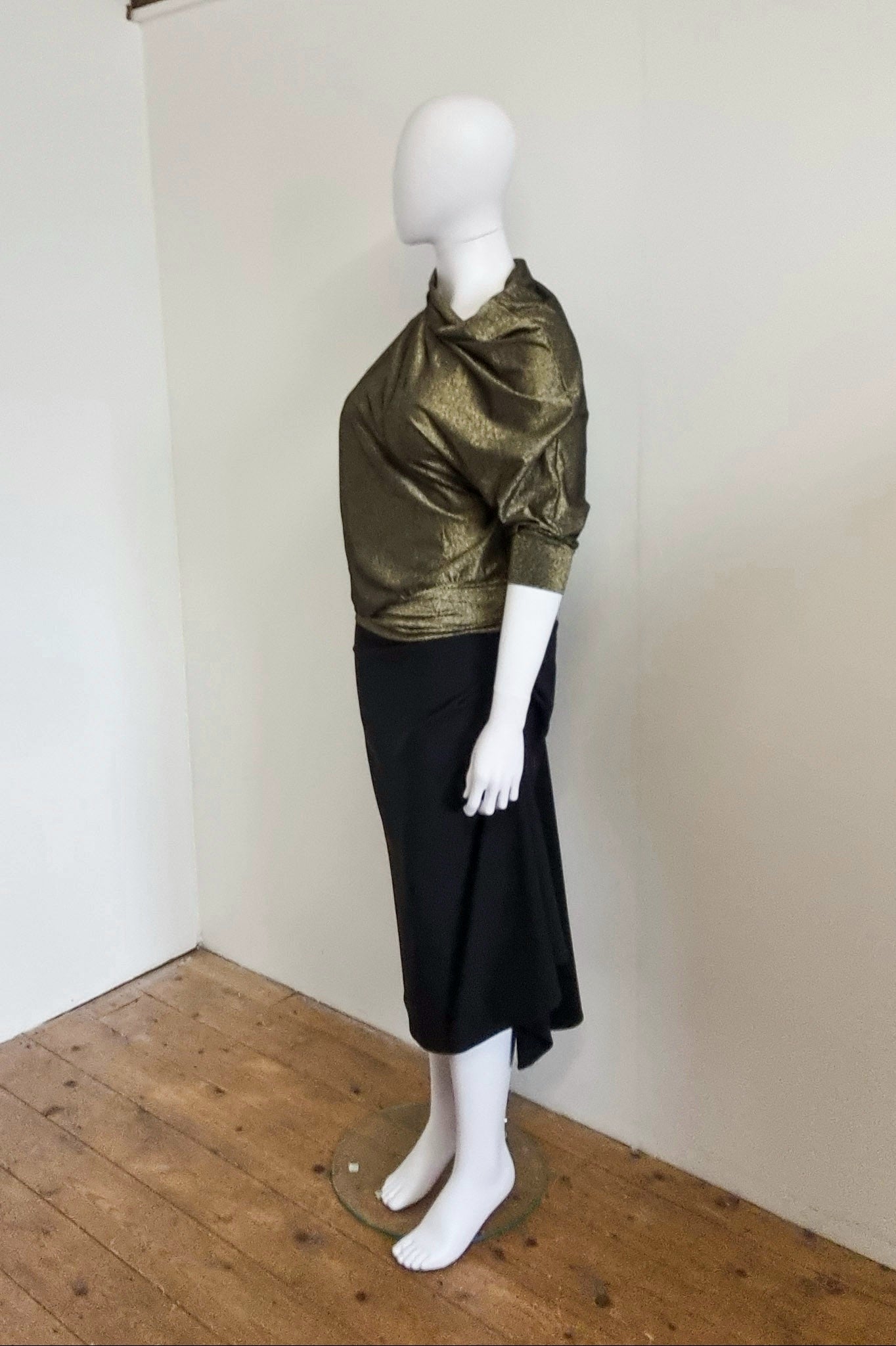 Zadie Asymmetric Jumper - Bronze/Gold