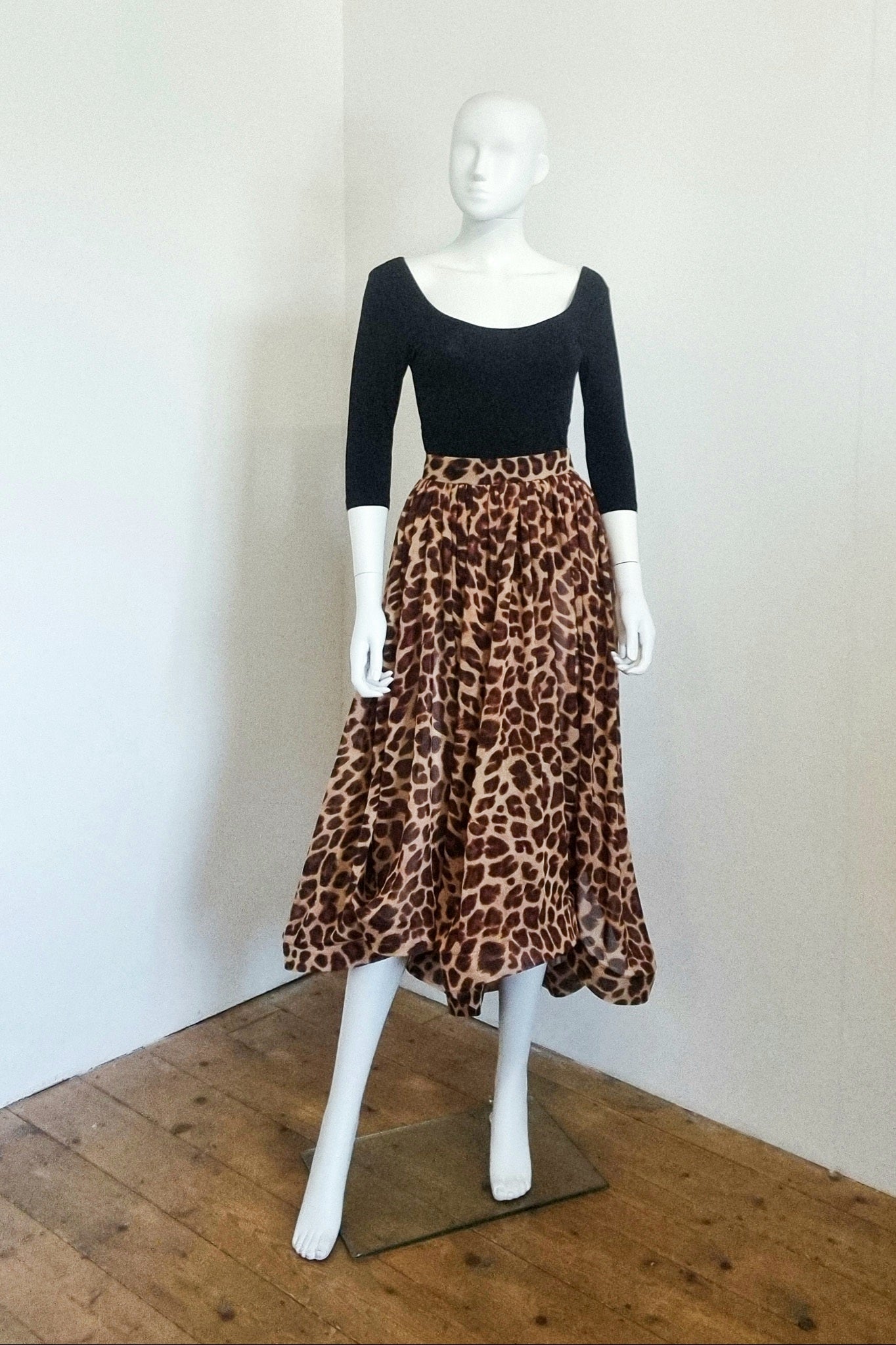 Fifi Skirt - Lightweight Silky Leopard