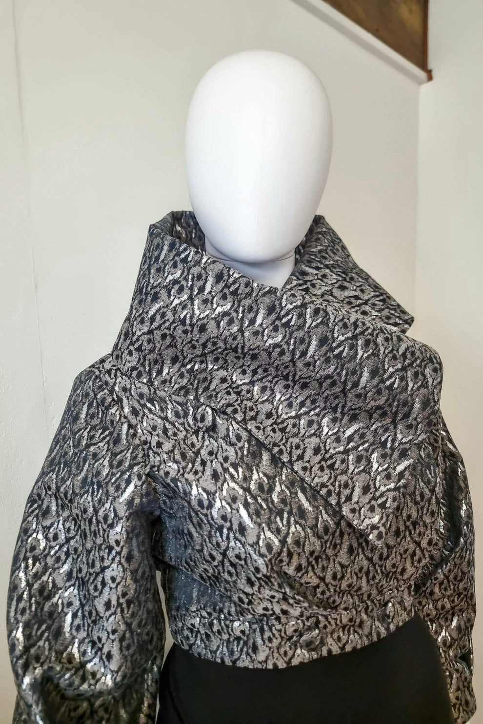 Lileth Coat - Silver/Grey Metallic Leopard