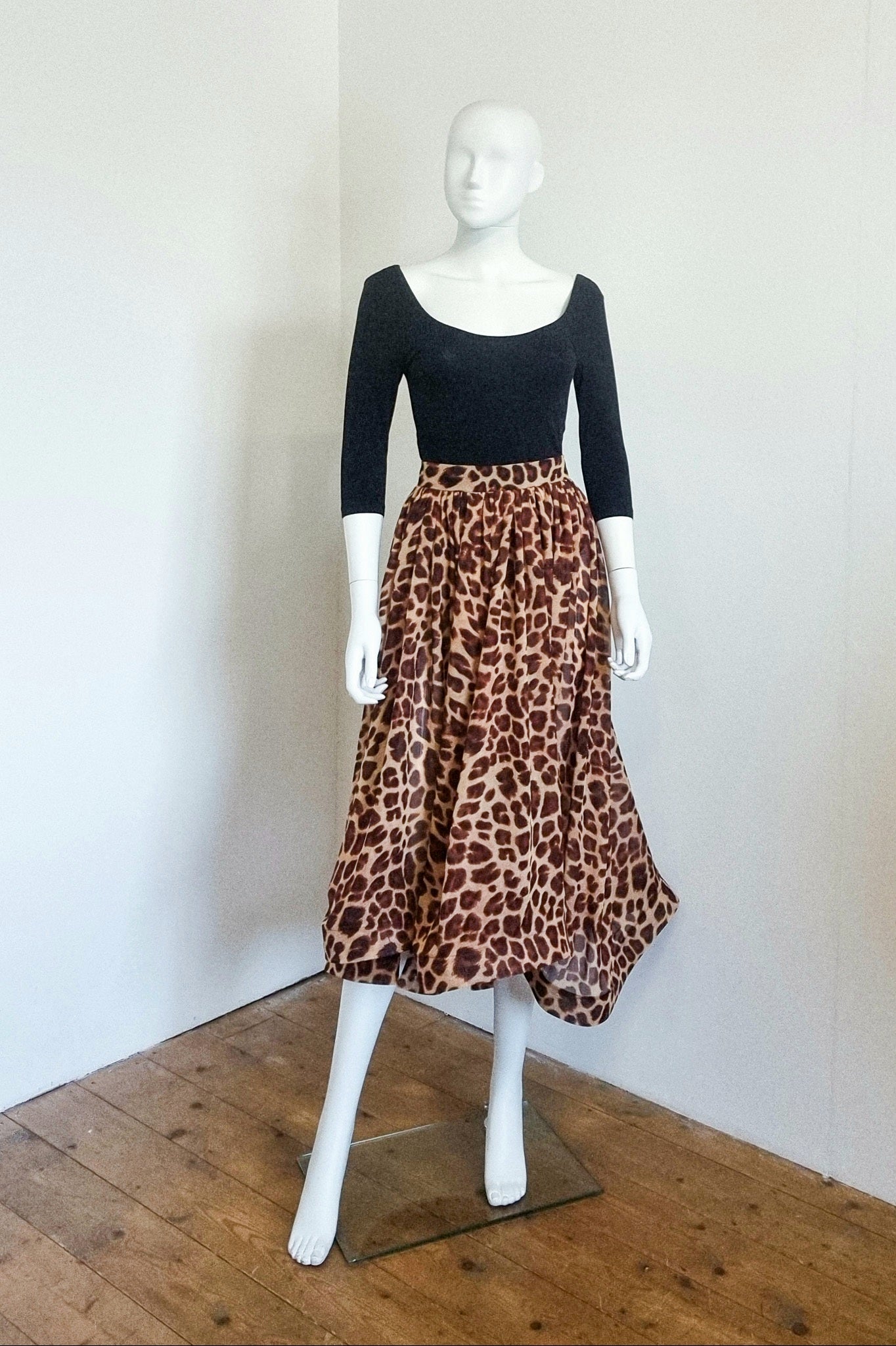 Fifi Skirt - Lightweight Silky Leopard
