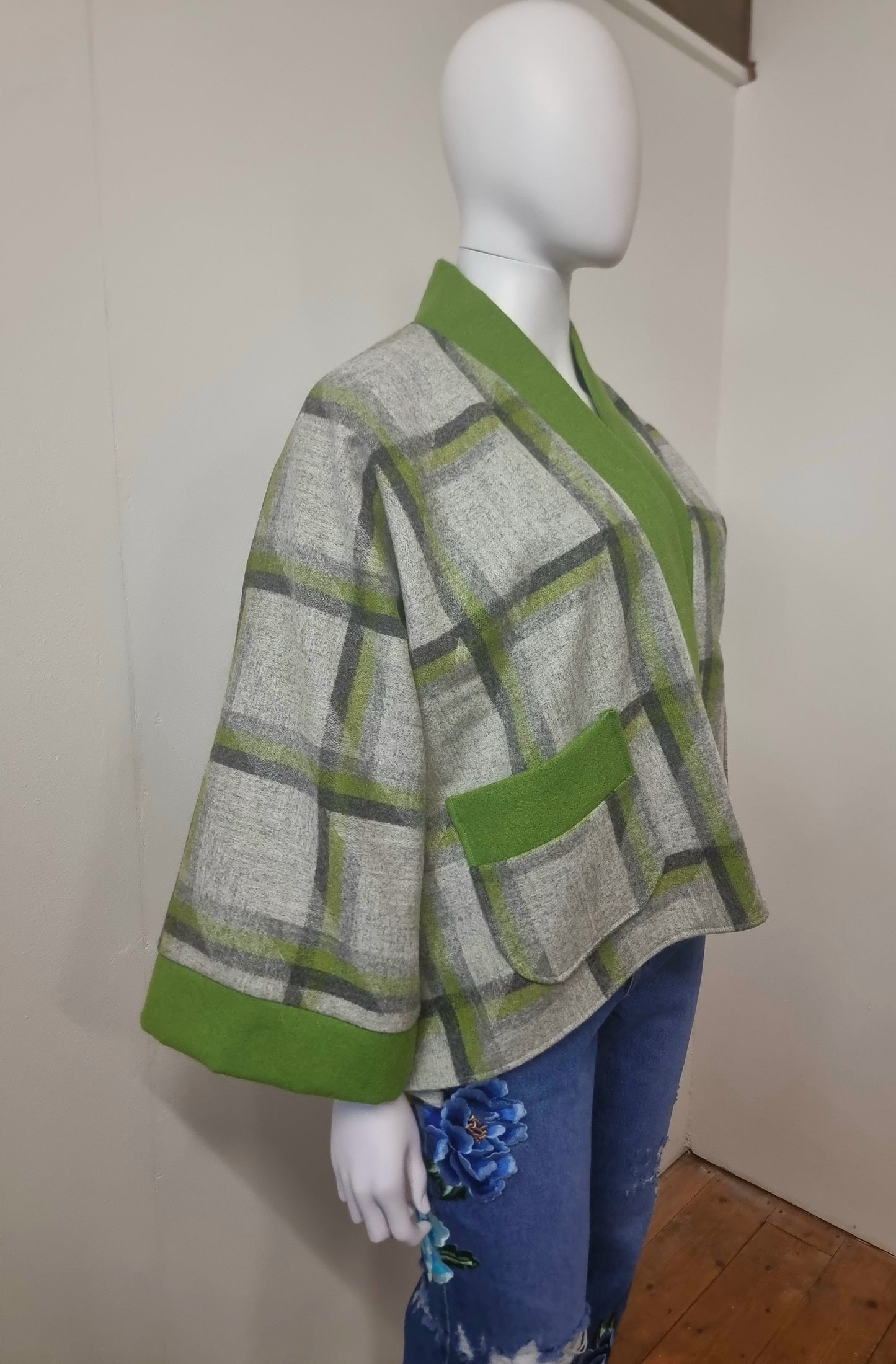 Tippi - Grey & Green Wool