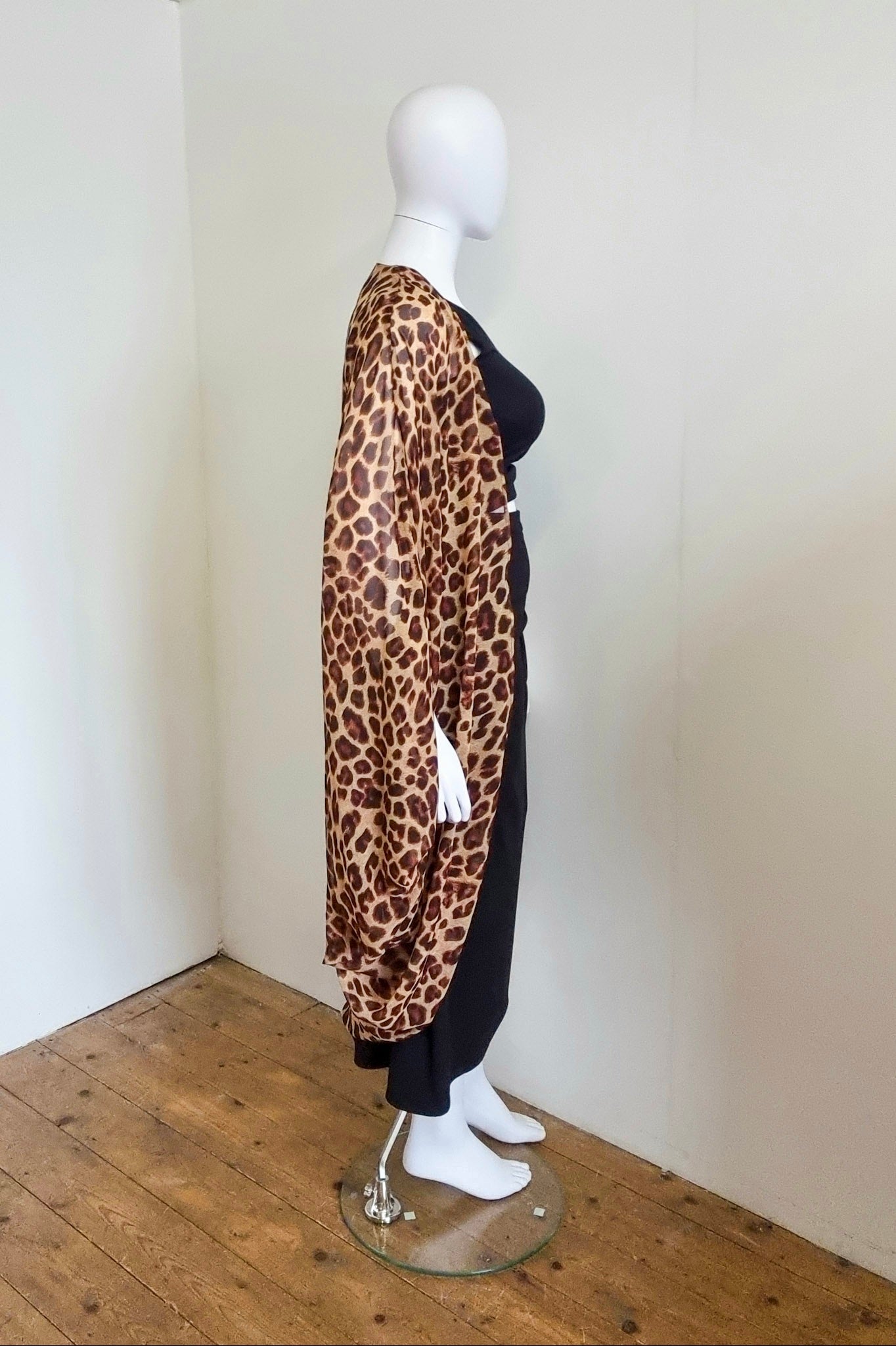 Zubi Kimono - Choc Leopard Print